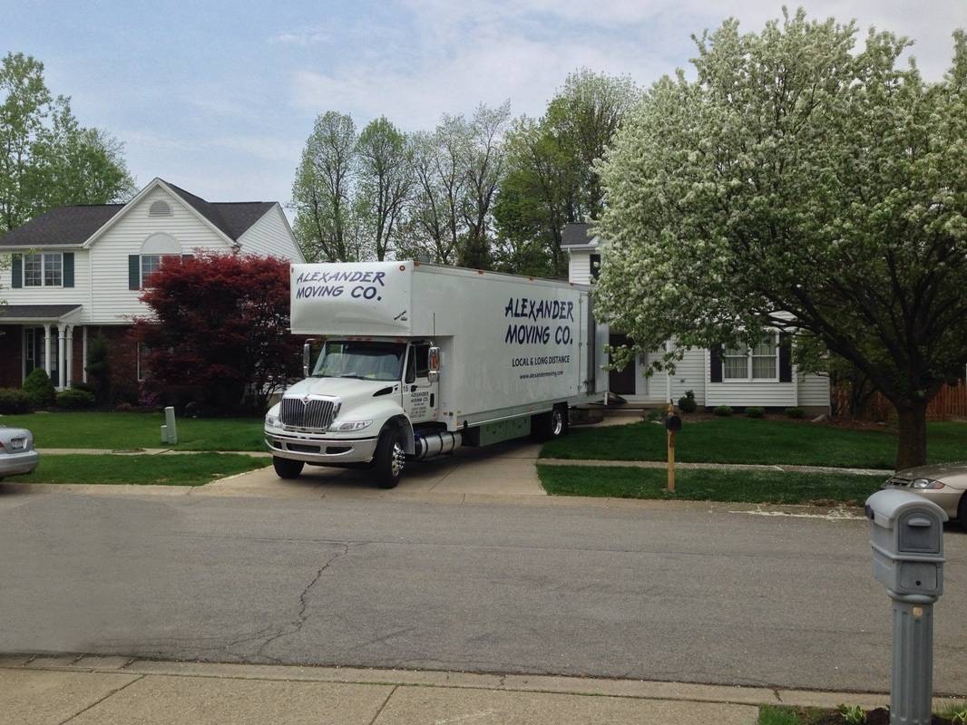 Alexander Moving Truck compnay Providing Senior Moving Assistance in Ohio